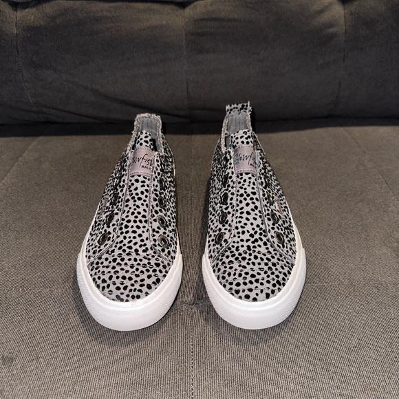 Women’s Blowfish Play Shoes - Picture 2 of 11